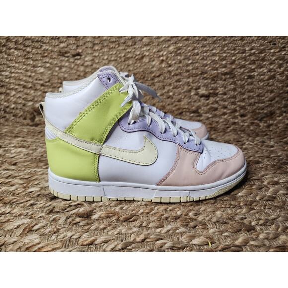 Nike Dunk High Women's Shoes Cashmere Lemon Twist White DD1869-108 Size 9 - Picture 2 of 11